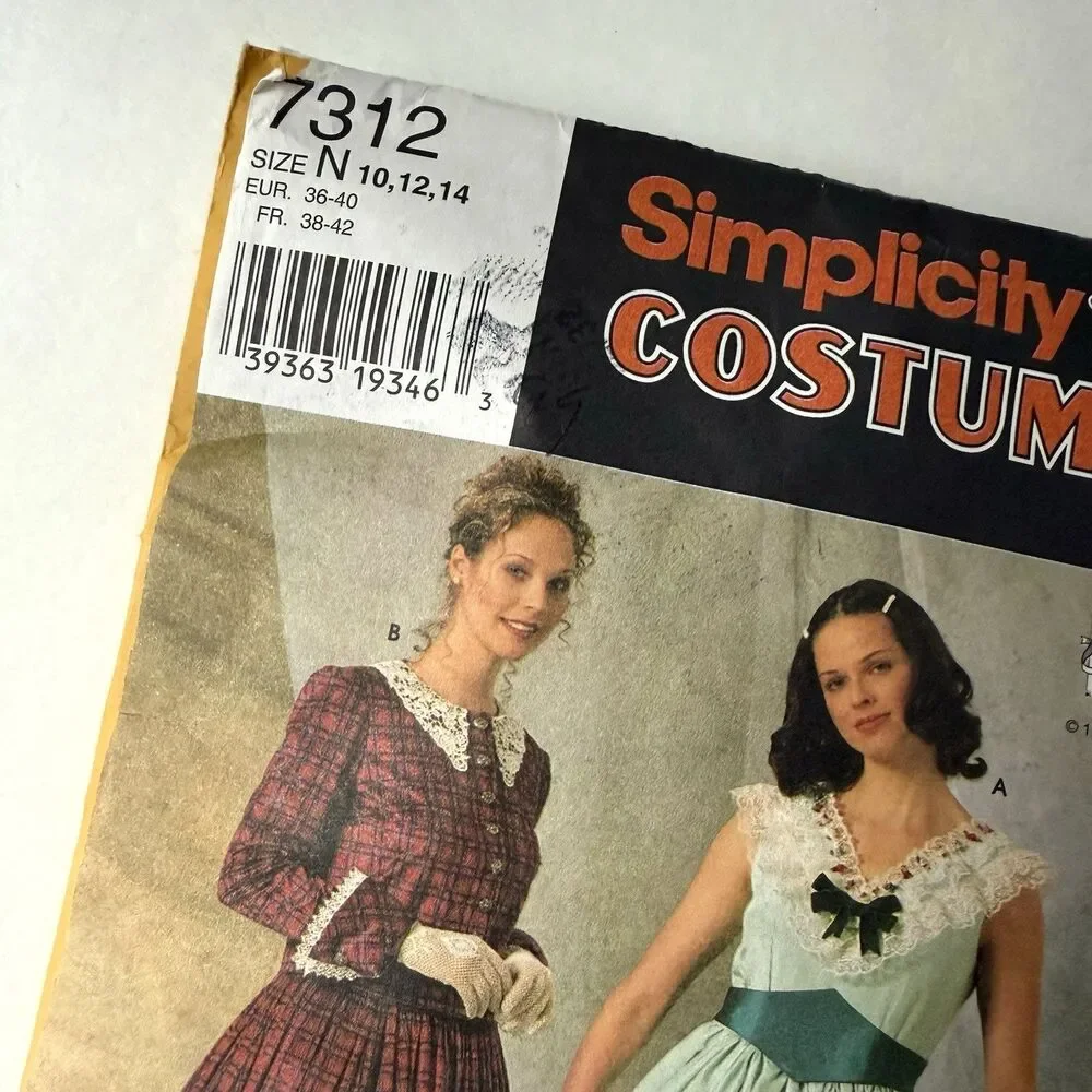 Simplicity 7312 Victorian Dress Hooded Cloak Cosplay Reenactment Pattern 10-14